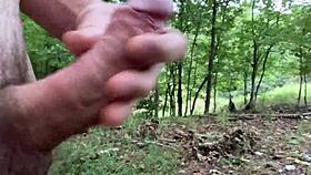 i'm out in the forest flashing my pussy for you voyeurs today feels so wild