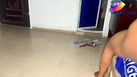 BIG MAMA'S WET PUSSY GETS POUNDED HARD UNTIL JUICES SPILL