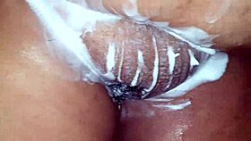 SHAVING MY FAT PUSSY SMOOTH AND BALD!
