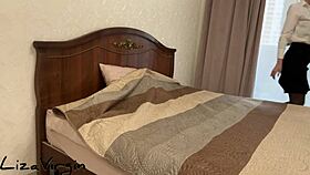 uhm, i found this toy n gonna play alone in bed...