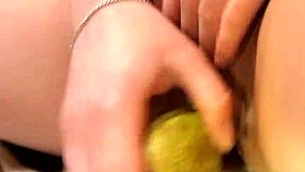 waitress sneaks fruit into her solo play break at work