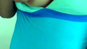 i shave my hairy pussy on beach and masturbate publicly