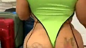 Big booty ebony teases wildly while shopping for new wig