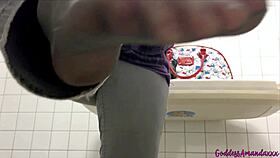 oh god, peeing in public toilets wearing sweaty stockings feels so naughty