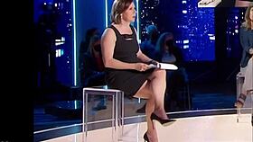 bianca's super sexy mature legs flash in upskirt skirt tease