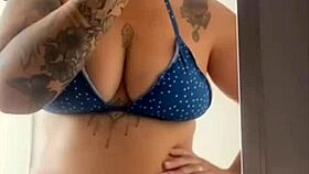 Exhibitionist flashes huge pussy all night wakes soaked