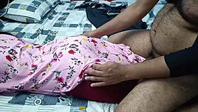 desi lovers kiss passionately on bed