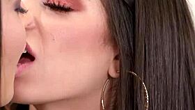 hot brunettes porn binge turns into steamy pussy licking fest