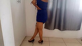 Step-cousin edges on bed masturbating juicy pussy with toys homemade