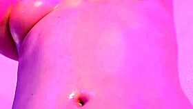 oh shit, flexible oily bitch smothers my face with her pink shallow cunt!