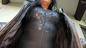 wow, gardener blasts tons of cum on my shiny down-jacket 😍💦