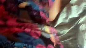 latina lifts dress for bareback creampie homemade closeup 🔥🍆