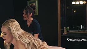 Khloe Kingsley ravishes Ella Reese's squirting pussy!