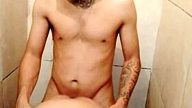 pregnant chubby latina pussy pounding 💦🚿