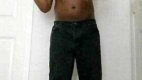 Hey join me shaving and masturbating in private now!!