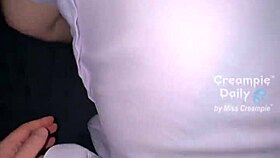 น้องนักศึกษานมใหญ่โดนรุ่นพี่เย็ดสดแตกในหอ tight pussy creampie 💦🍑🔥