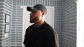 TikTok star Ahanu Reed meets Artemixxx streaming IRL for casual hangout chat
