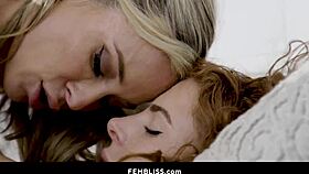 Stunning athletic blondes Aiden Ashley and Lumi Ray scissor outdoors squirting in wet lesbian passion