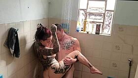 bareback big ass anal fuck in steamy bath