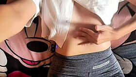 influencer flashes big assets in public view