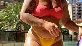 i crave flashing my swollen pussy live with big ass
