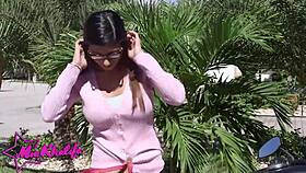 mia khalifa threesome with julianna vega