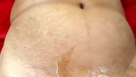massage turns into hard pussy pounding in steamy parlor session