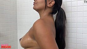 i share my nympho girlfriend with two strong guys