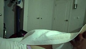 i share bed cash fuck with hot panty massage babe