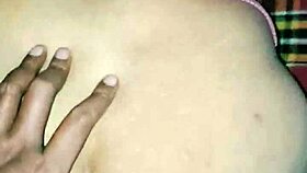 WOW! INDIAN DESI BABE SCREAMS IN HARDCORE DOGGYSTYLE POUNDING!