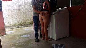 Housewife seduces repairman using her curves for machine fix