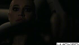 Uber driver Blake Blossom craves client's deep pussy pounding at home