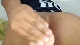 novinha trans dildo fucks ass solo on all fours