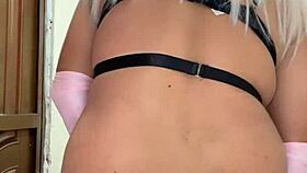 linda colegiala transexual con rica leche mmm que rico