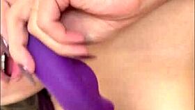 Hot Mexican Amateur Fingers Pussy Waiting for Roomie!