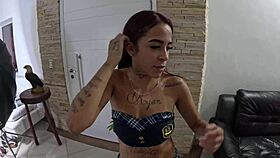 everything went wild backstage with juicy teen gabriela santos