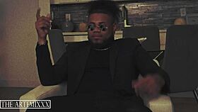 Moe Rayna stars in blaxploitation style porno parody