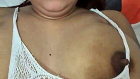 Latina girlfriend craves raw fucking and deep creampie finish