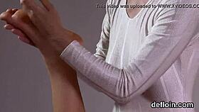 Watch this lovesome teen 18+ gape her slit and pop cherry! 🌸💥