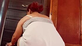 hidden cam catches that big ass latina changing clothes 🍑🔥