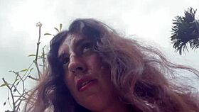 imagine munching pizza with hot cum dripping down my face right in a public cafe!