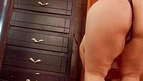 hidden cam catches that big ass latina changing clothes 🍑🔥