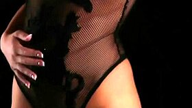 The seductivetasha reign dildo fucks herself after striptease