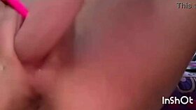 Amateur wife gets dripping wet performing on webcam