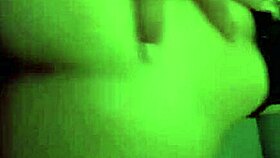 Amateur anal with curvy brunette