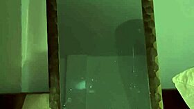 gotica culona masturbandose con placer intenso