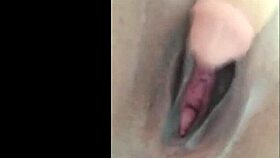amateur girl squirts hard using big dildo