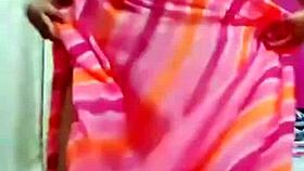 indian woman dances hot and shows boobs