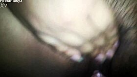 No paro de masturbarme sexo casero en la casa de mis padres