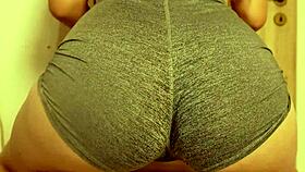indian shows big ass in leggings with camel toe